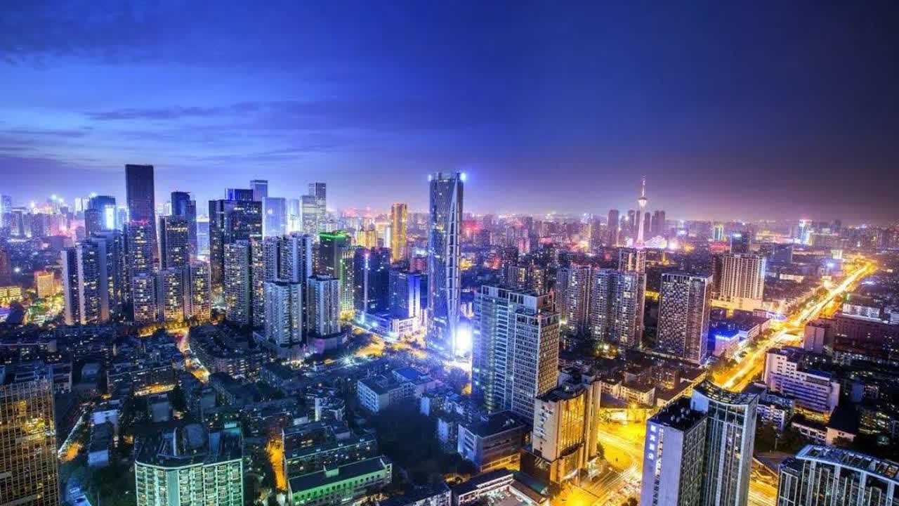 经济实力加持人口红利，成都凭何距一线城市仅一步之遥？